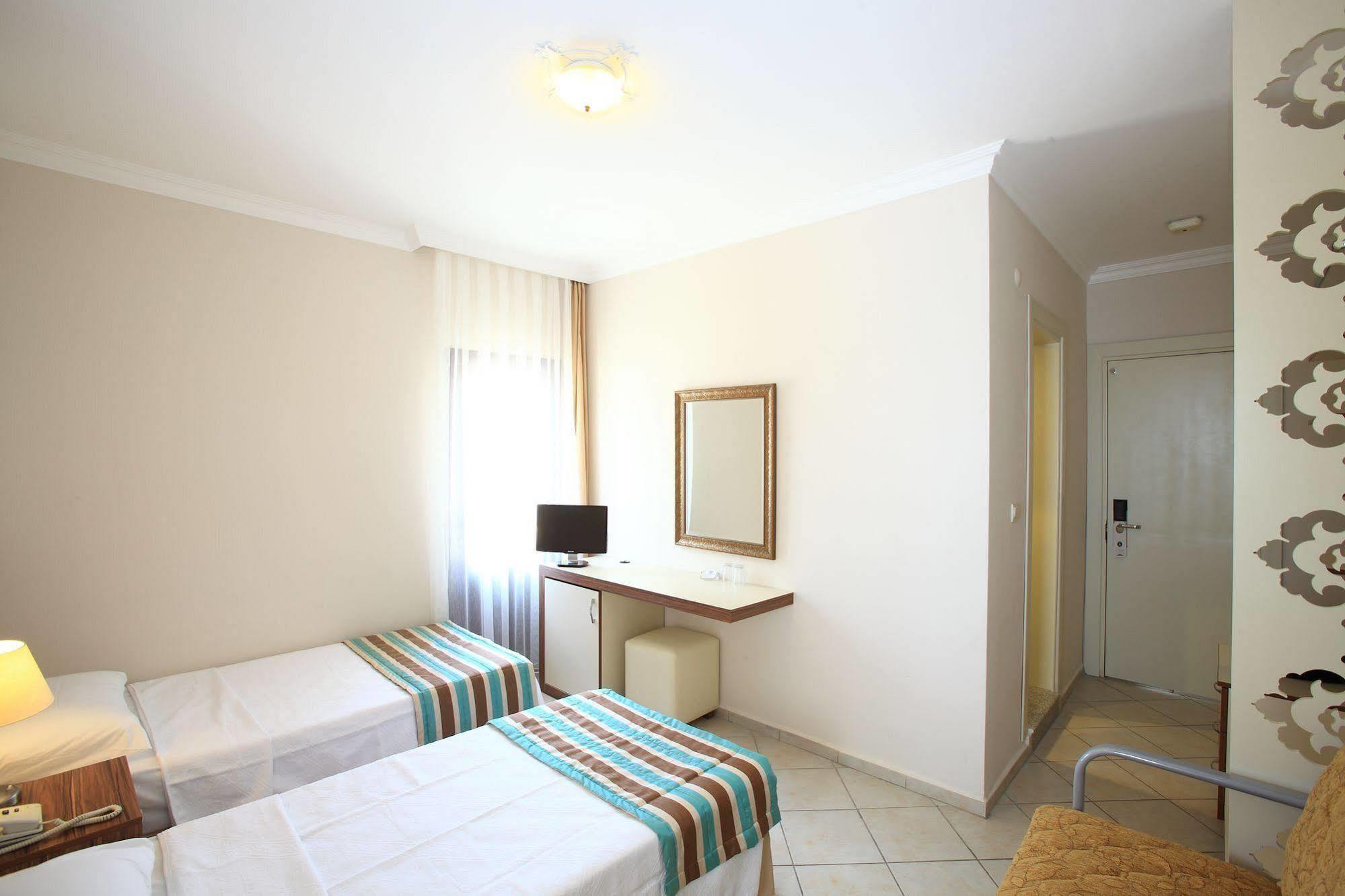 Paloma Hotel Bodrum Esterno foto